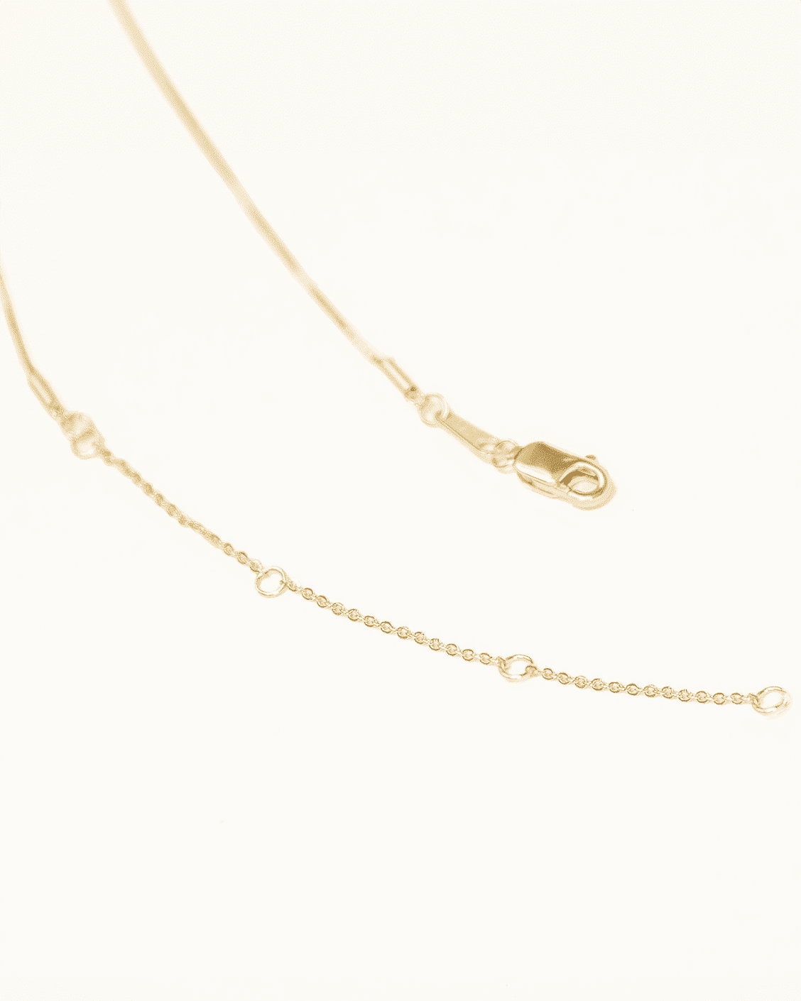 Pavé Butterfly Necklace – Symbol of Friendship
