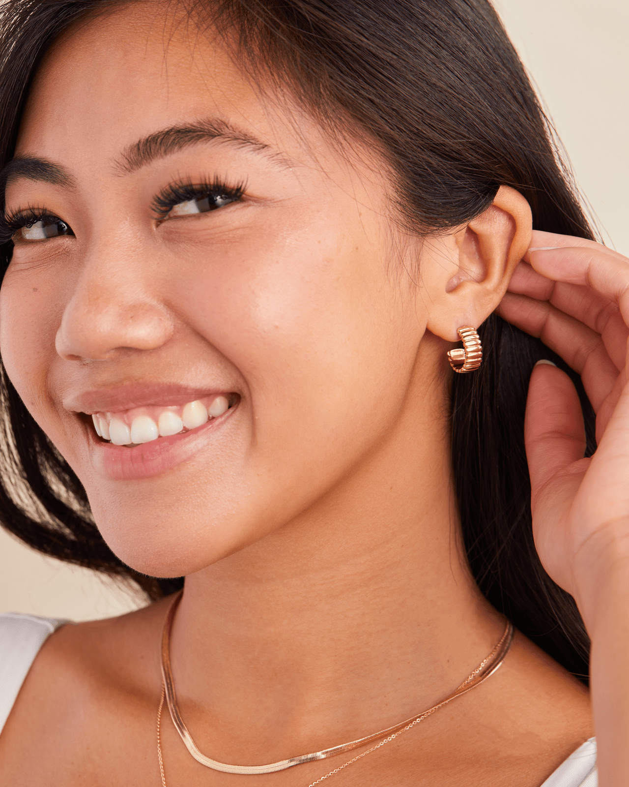 Ribbed Huggie Hoop Earring