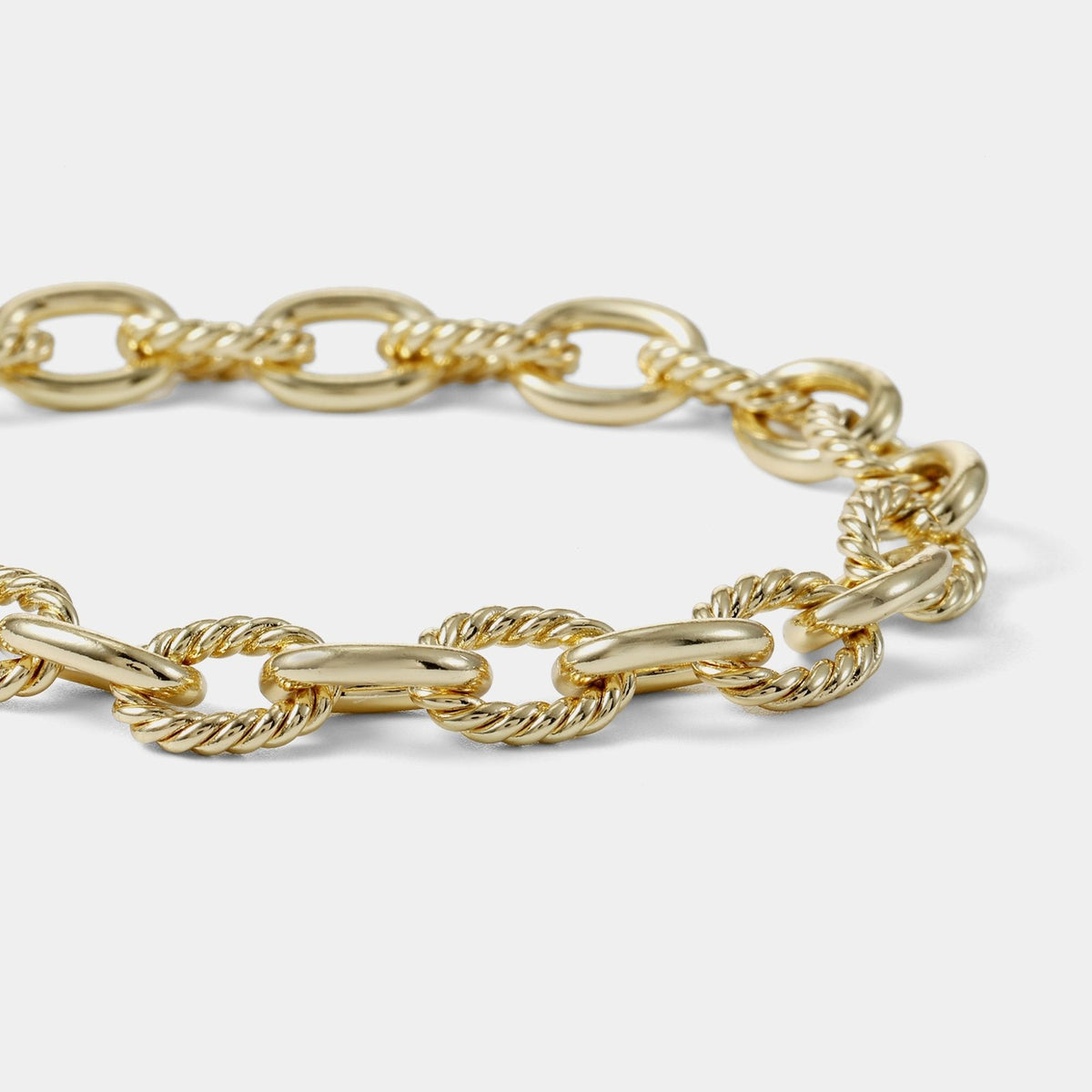 Petite Interlocking Twisted Cable Bracelet
