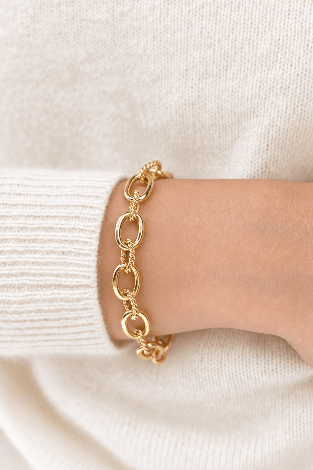Interlocking Twisted Cable Bracelet